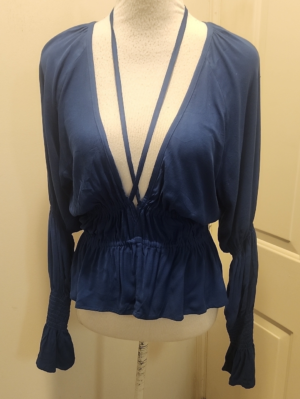 Chaser Deep V-Neck Tie Long Sleeve Top Boho Size Medium